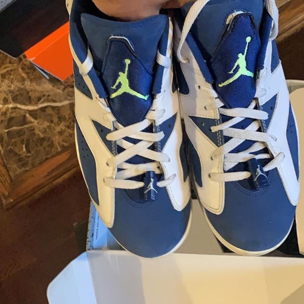 Jordan Seahawk 6’s🔥